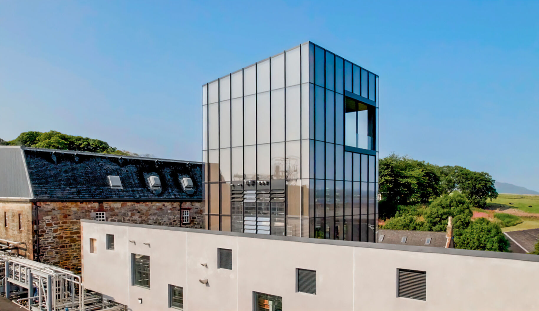 Wohngebäude_Geländer_Wohnhaus