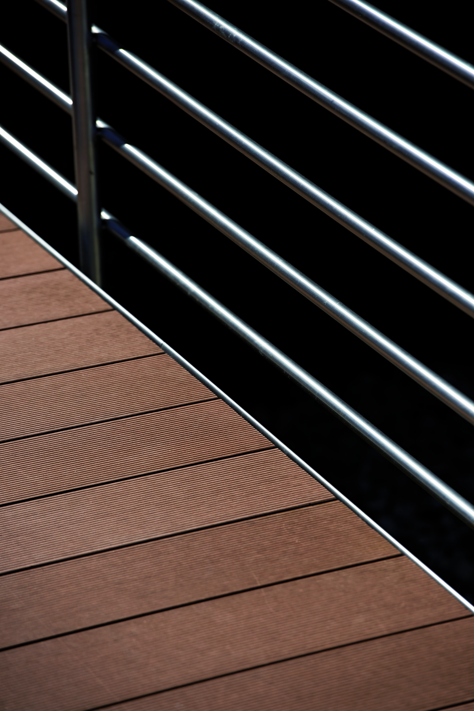 Restaurant und Hotelgewerbe_Dachanlage, Balk., Laufgang_Vorzeigeprojekte - WPC holz 