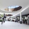Kaufmännische Gebäude_Offene Fassadenverkleidung - horiz._Einkaufszentrum