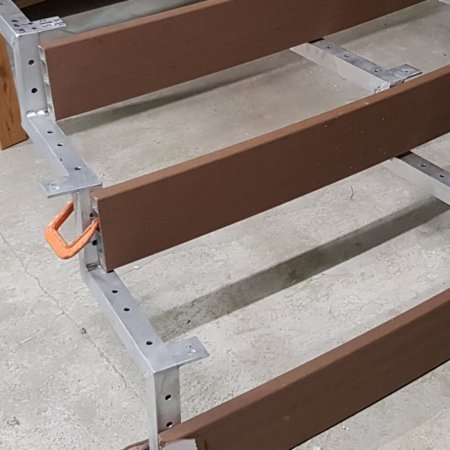 8526
 Bent Decking