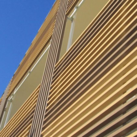 Institutionelle Einrichtungen_Geländer_Gebogene Profilen