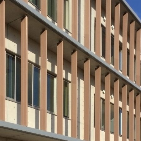 Institutionelle Einrichtungen_Vertical Sonnenschutz, jalousien_Lehranstalt